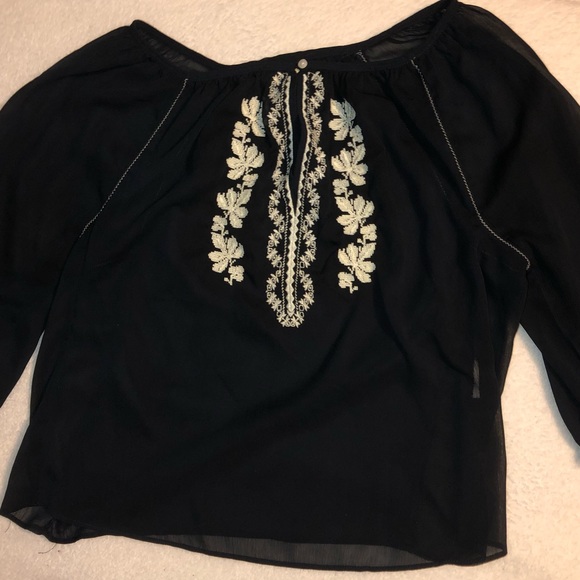 Hollister Sheer Top - Picture 2 of 3